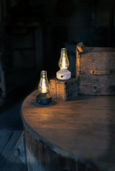 Bordslampa Svart Laddbar Retro Konstsmide